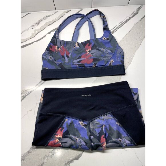 Patagonia Sports Bra and Cropped Legging Set - Abstract Jungle, Blue, S / XS - Picture 1 of 11